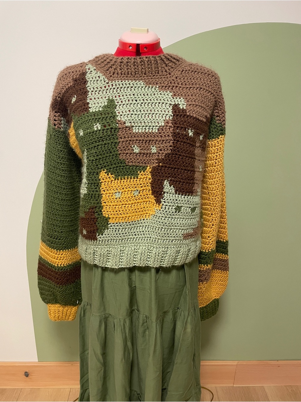 ONE OF A KIND CROCHET CAT SWEATER - Picture 4 of 8